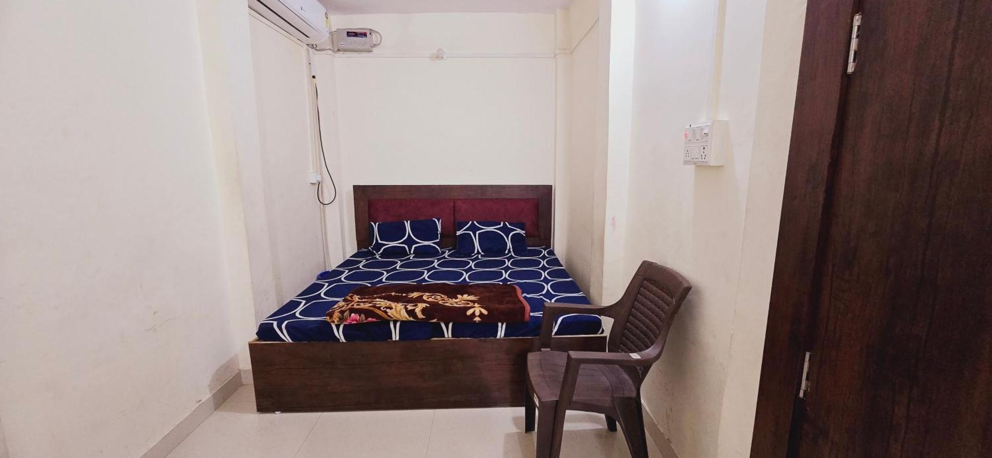 Ramlala Paying Guest House Stay Just 100M From Saryu Ghat, Ayodhya Exterior foto