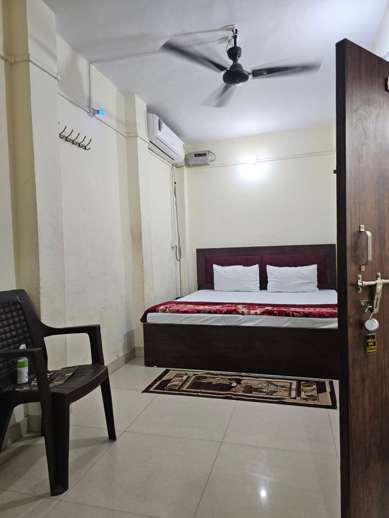Ramlala Paying Guest House Stay Just 100M From Saryu Ghat, Ayodhya Exterior foto